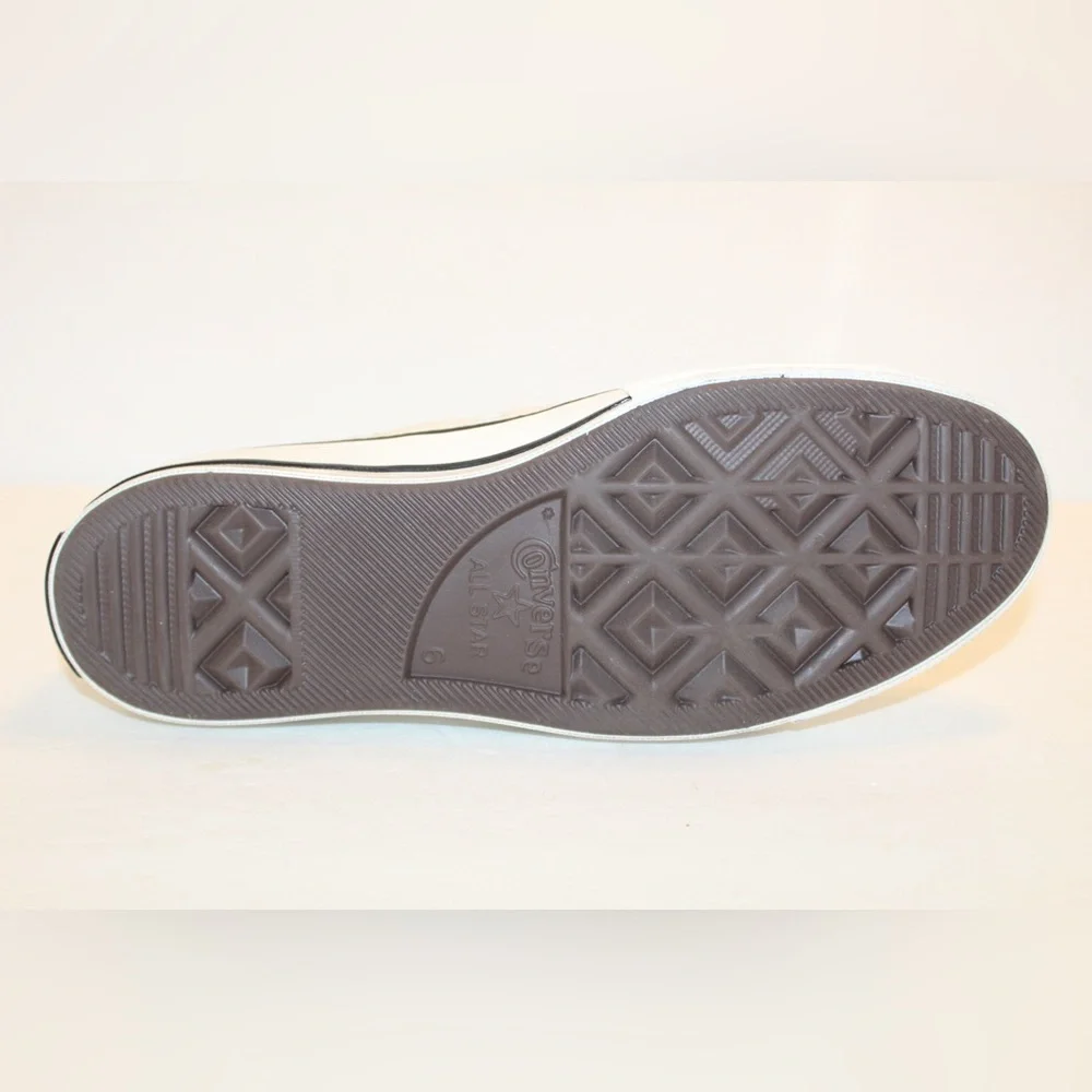 Converse Chuck 70 Low Top Shoes Women’s Multiple Sizes Available NEW - Picture 5 of 10